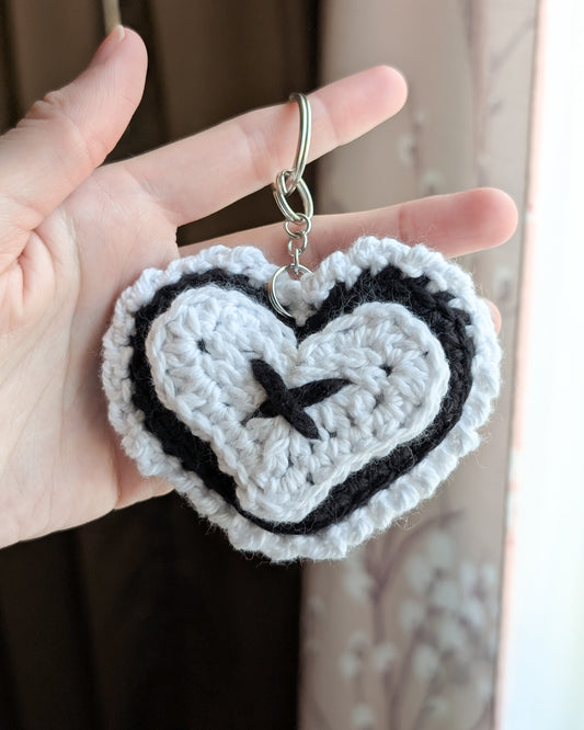 Ruffle Heart Keychain (Black and White)